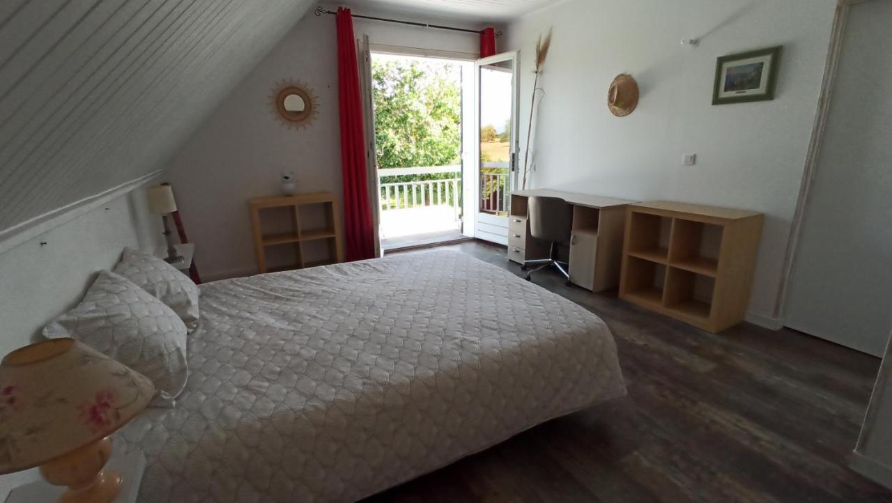 Chambres D'Hotes Solely Saint-Clair-de-la-Tour Екстериор снимка